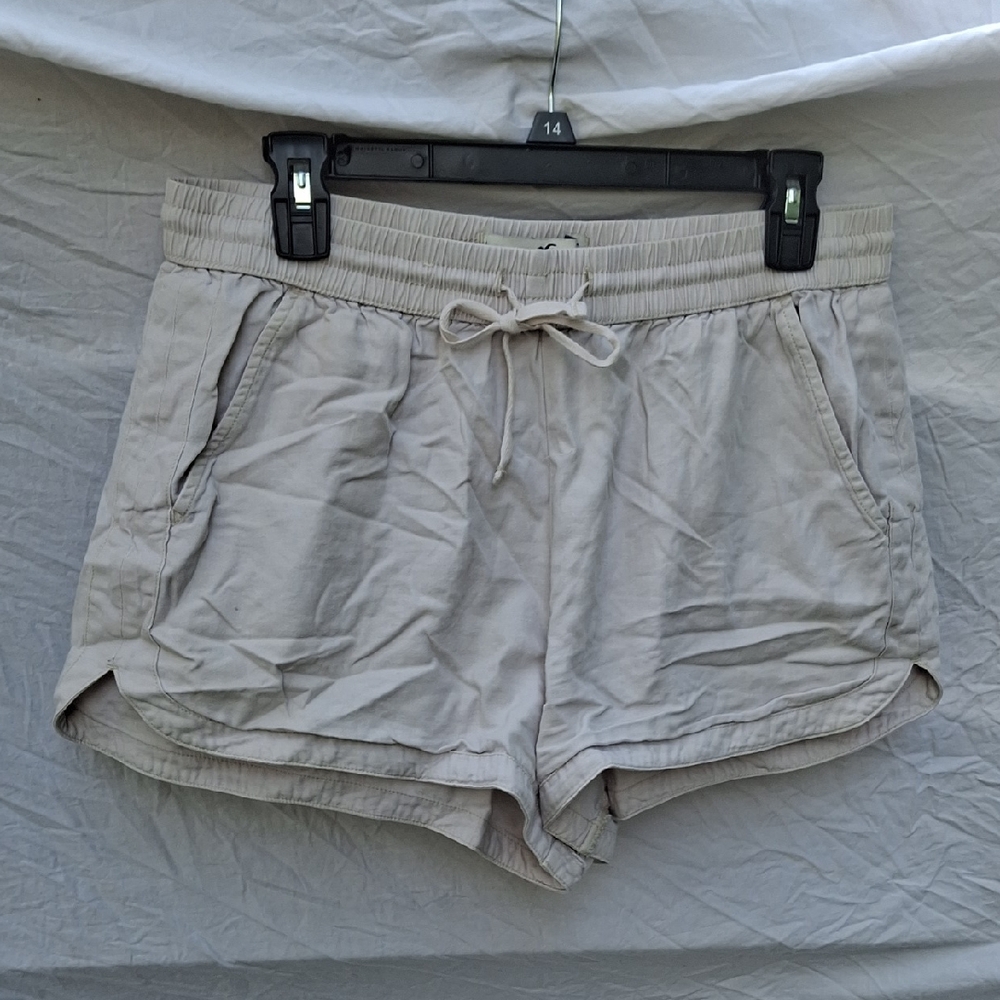 Hollister Ultra High Rise Soft Shorts